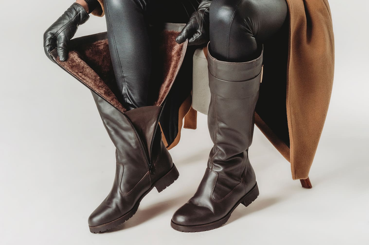 Botas com lã sintética ou natural