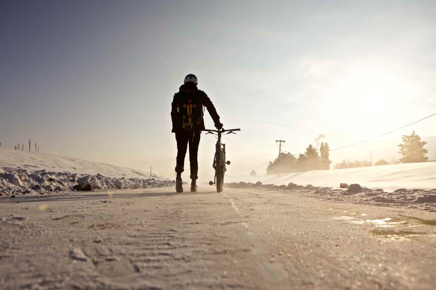 O início pedalar no inverno 