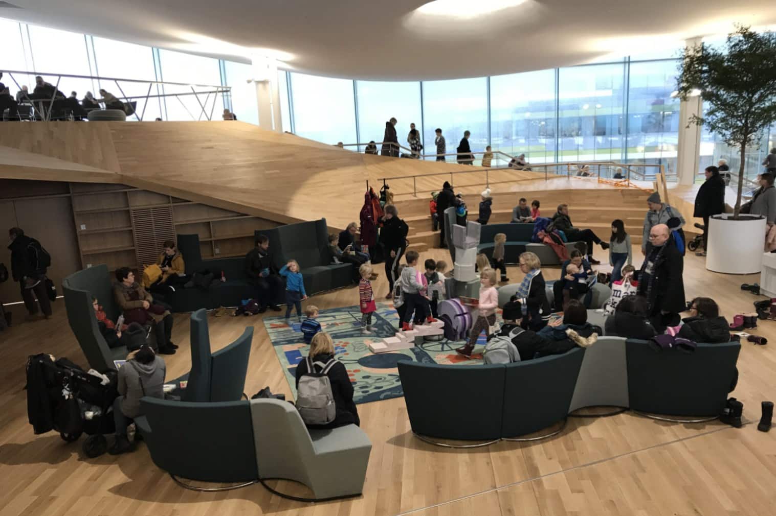 Biblioteca Helsinque Crianças 