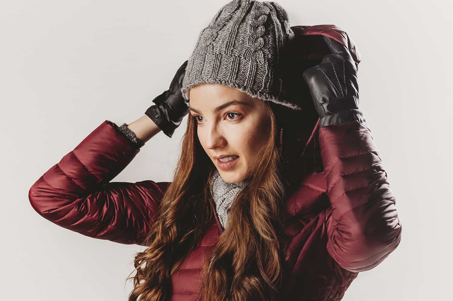 Cuidados com o cabelo no inverno use gorro
