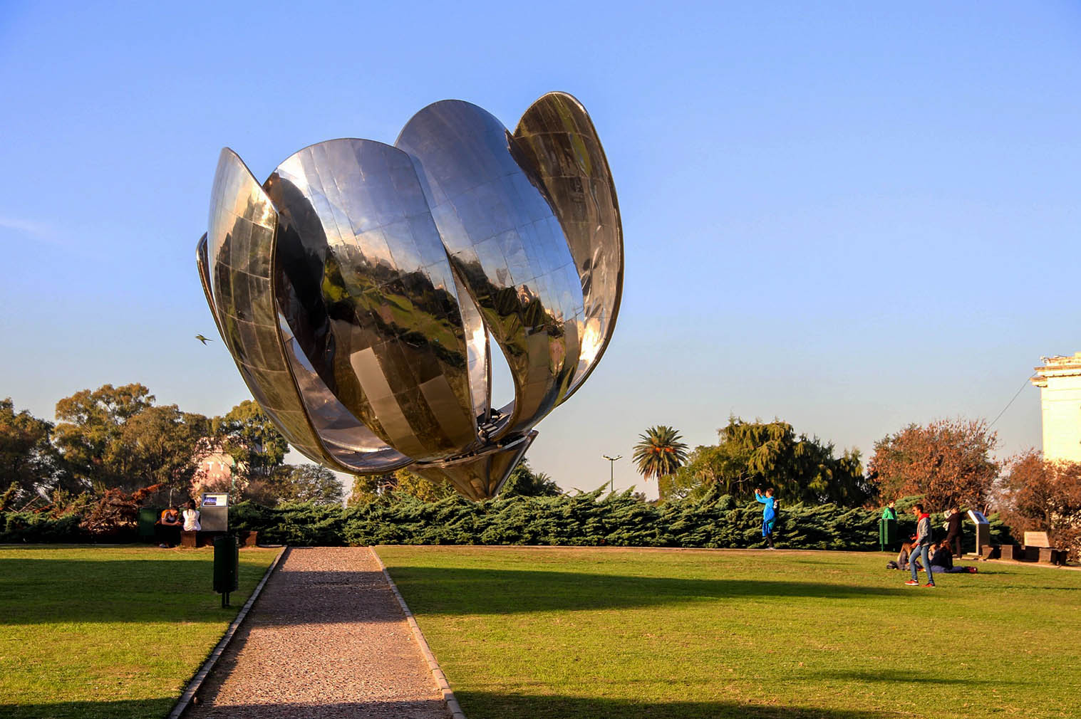 Floralis Generica Recoleta Buenos Aires