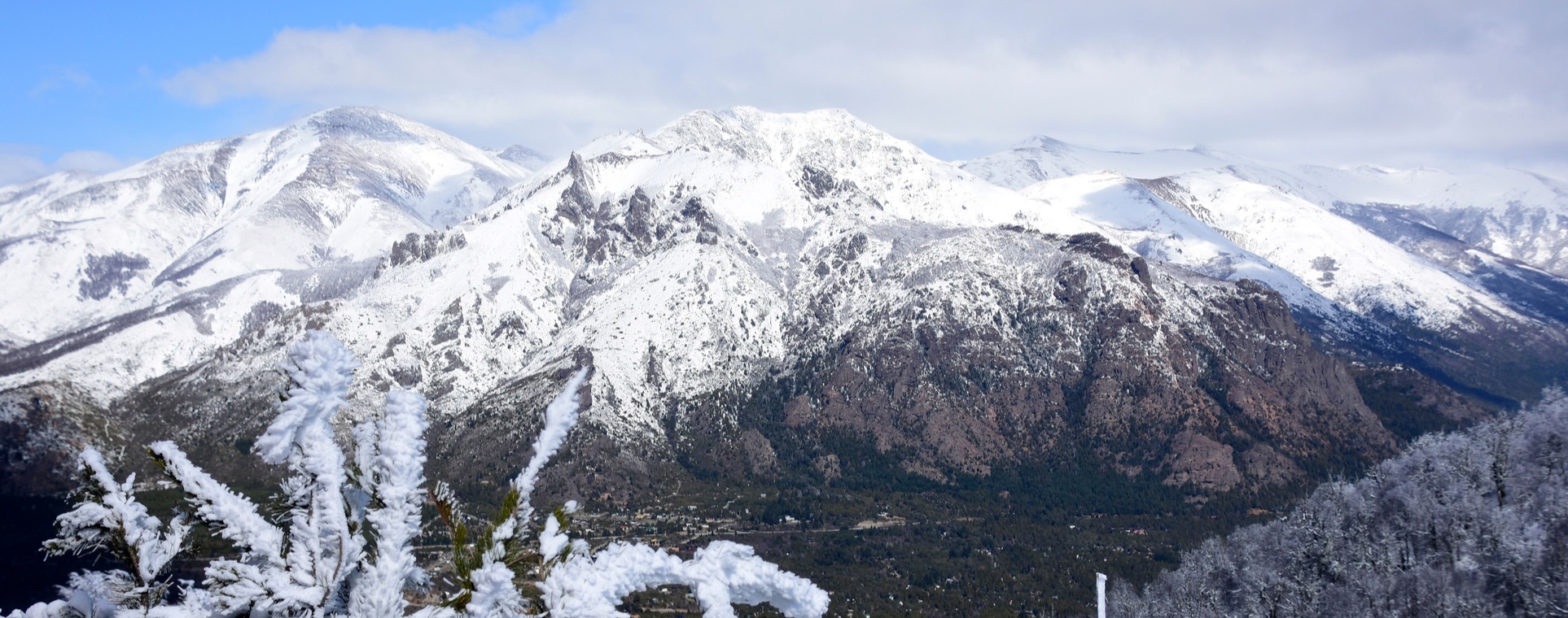 montanha com neve bariloche